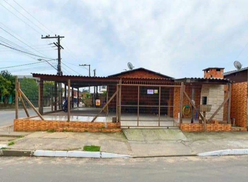 Casa Comercial em Novo Hamburgo no bairro Canudos