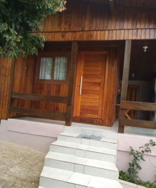 Casa Comercial em Parobé no bairro Guarujá